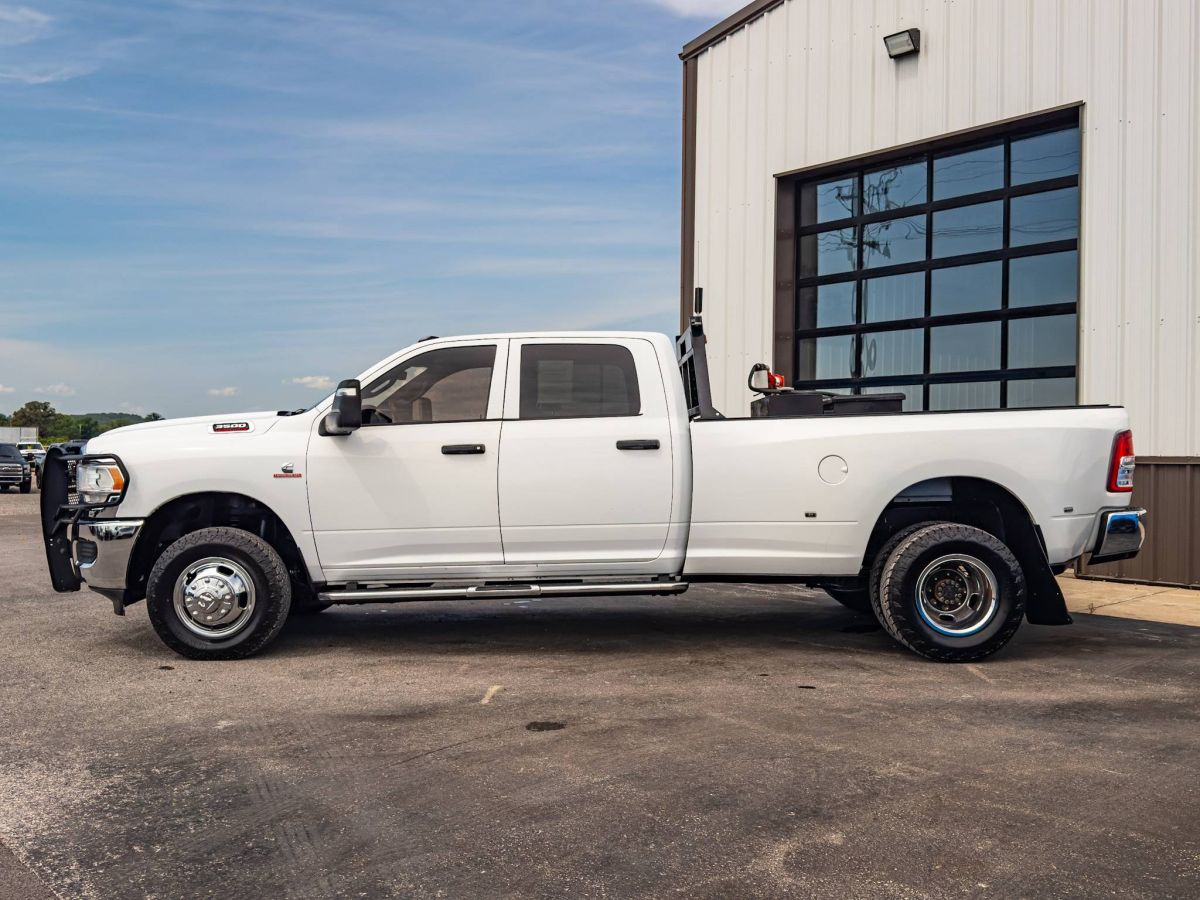 ram ram 3500 pickup 2023 3C63RRGL8PG524453 image ram ram 3500 pickup 2023 3C63RRGL8PG524453 image